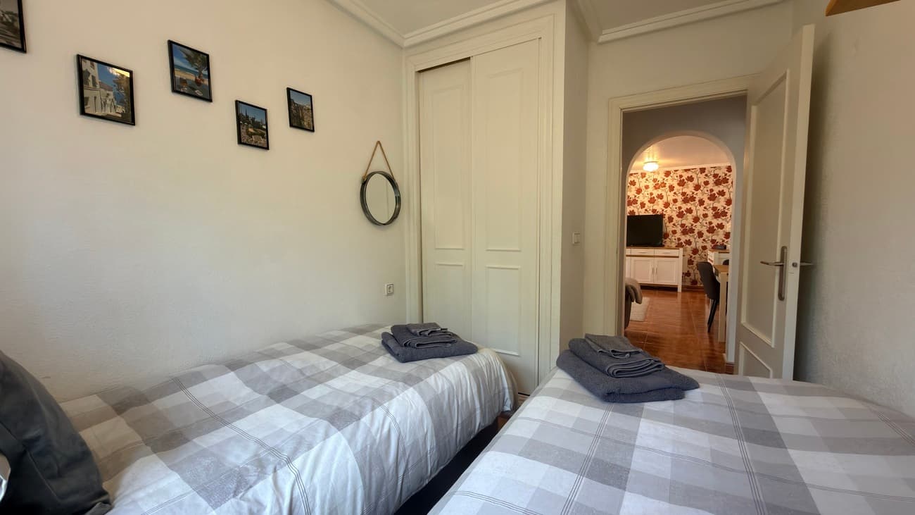 2 bed Semi-Detached House in Villamartin - 11