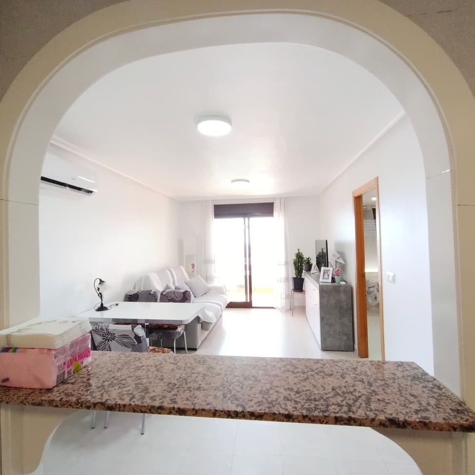 2 bed Middle Floor Apartment in Sucina - 4