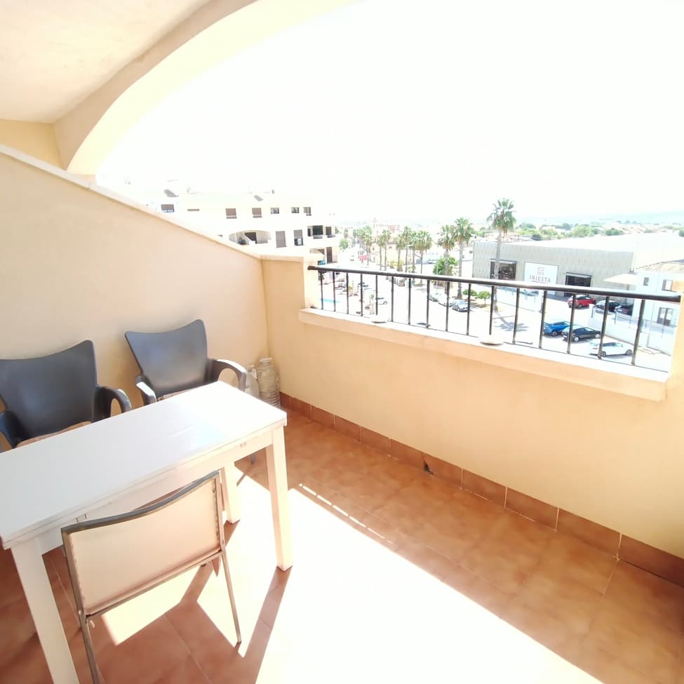 2 bed Middle Floor Apartment in Sucina - 8