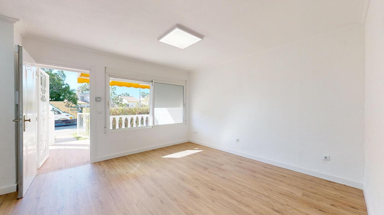 Bungalow met 2 slaapkamers in Villamartin - 9
