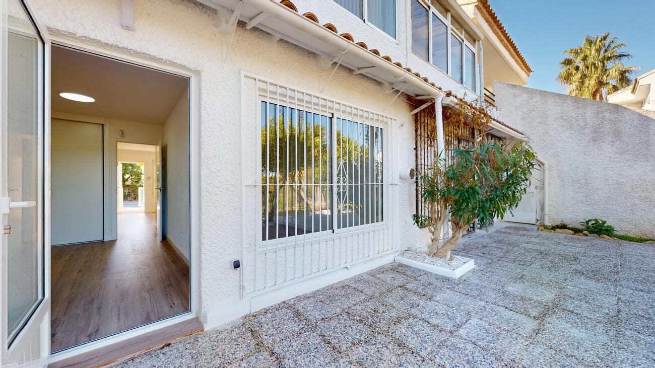 Bungalow met 2 slaapkamers in Villamartin - 18