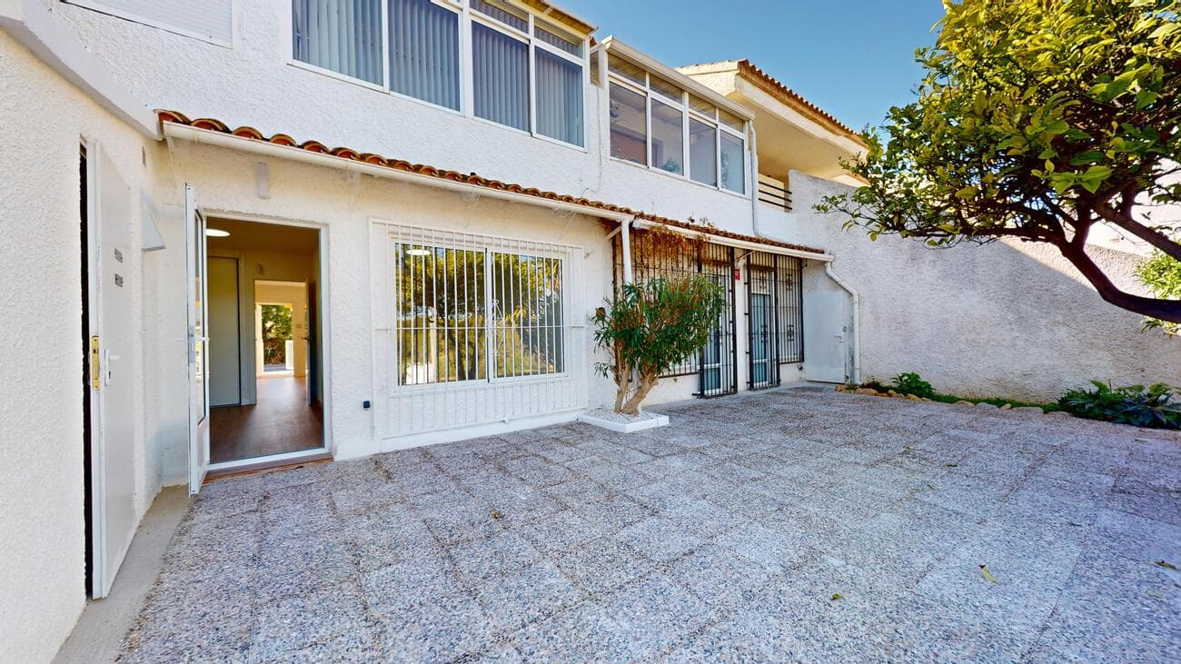Bungalow met 2 slaapkamers in Villamartin - 20