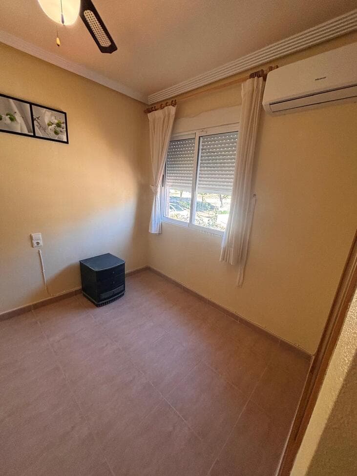 Geschakelde Woning met 2 slaapkamers in Los Altos - 10