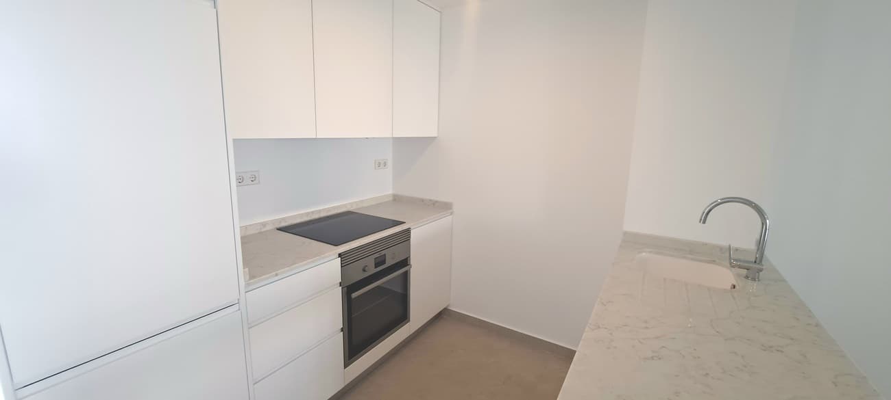 Tussenverdieping Appartement met 2 slaapkamers in Playa Flamenca - 7
