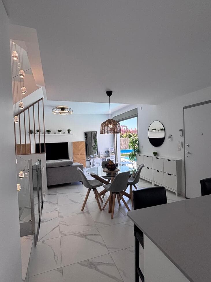 Vrijstaande Villa met 5 slaapkamers in Villamartin - 9