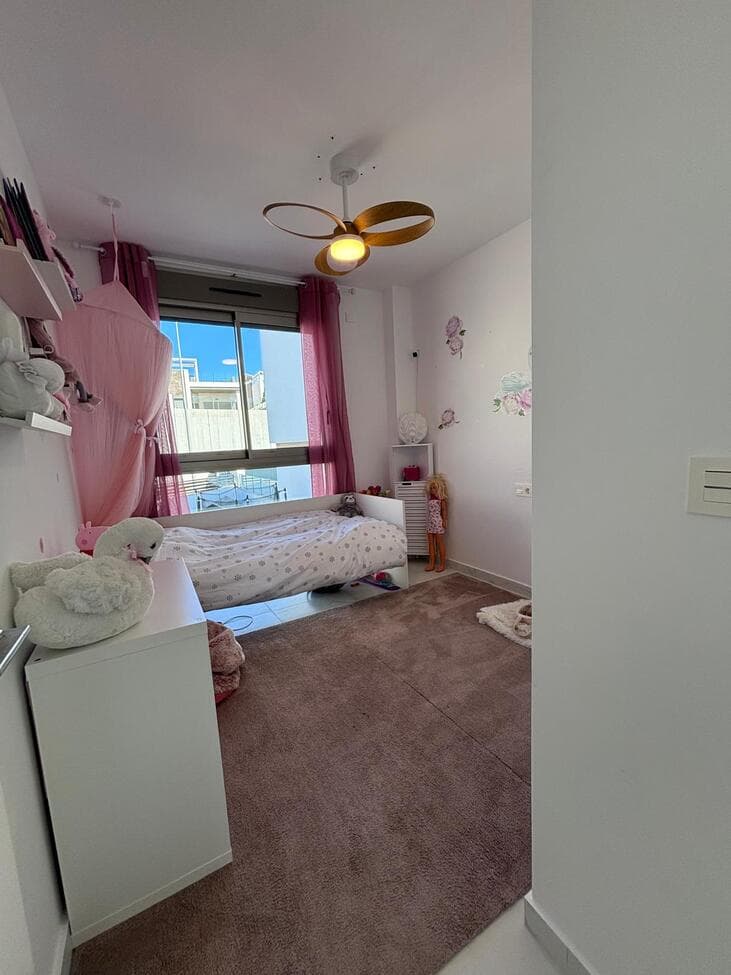 Vrijstaande Villa met 5 slaapkamers in Villamartin - 32