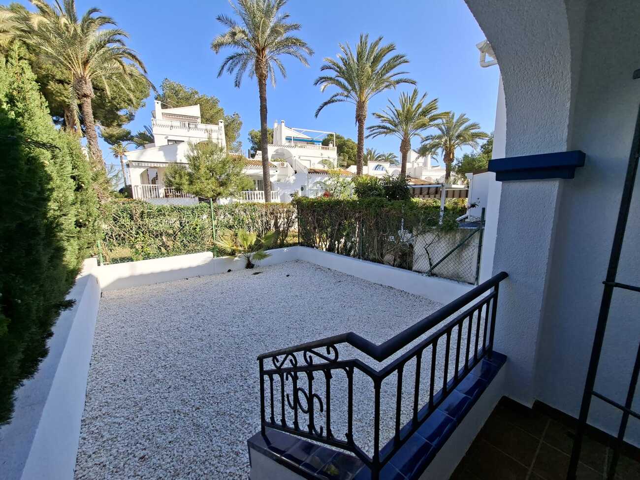 Bungalow met 2 slaapkamers in Villamartin - 23