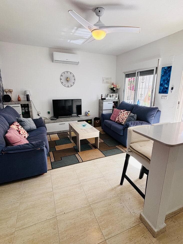 Apartamento Planta Media de 2 dormitorios en Orihuela Costa - 4