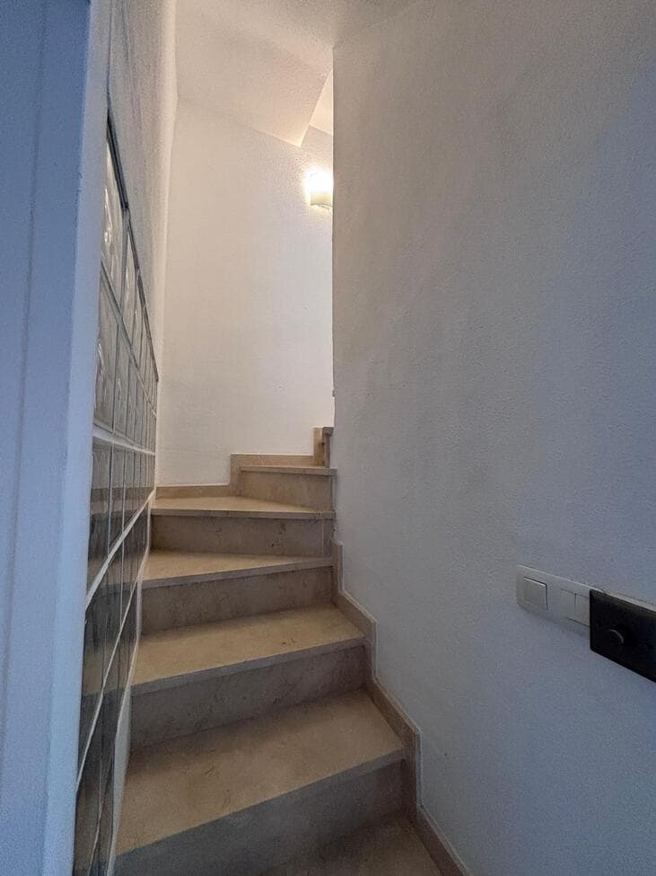 Geschakelde Woning met 3 slaapkamers in Villamartin - 24