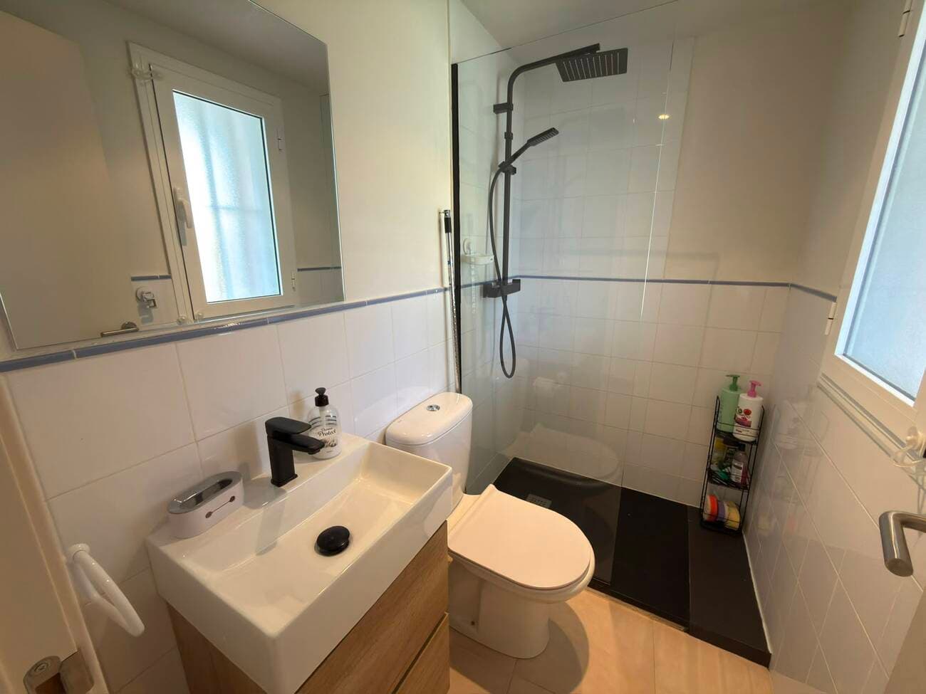 2 bed Middle Floor Apartment in Villamartin