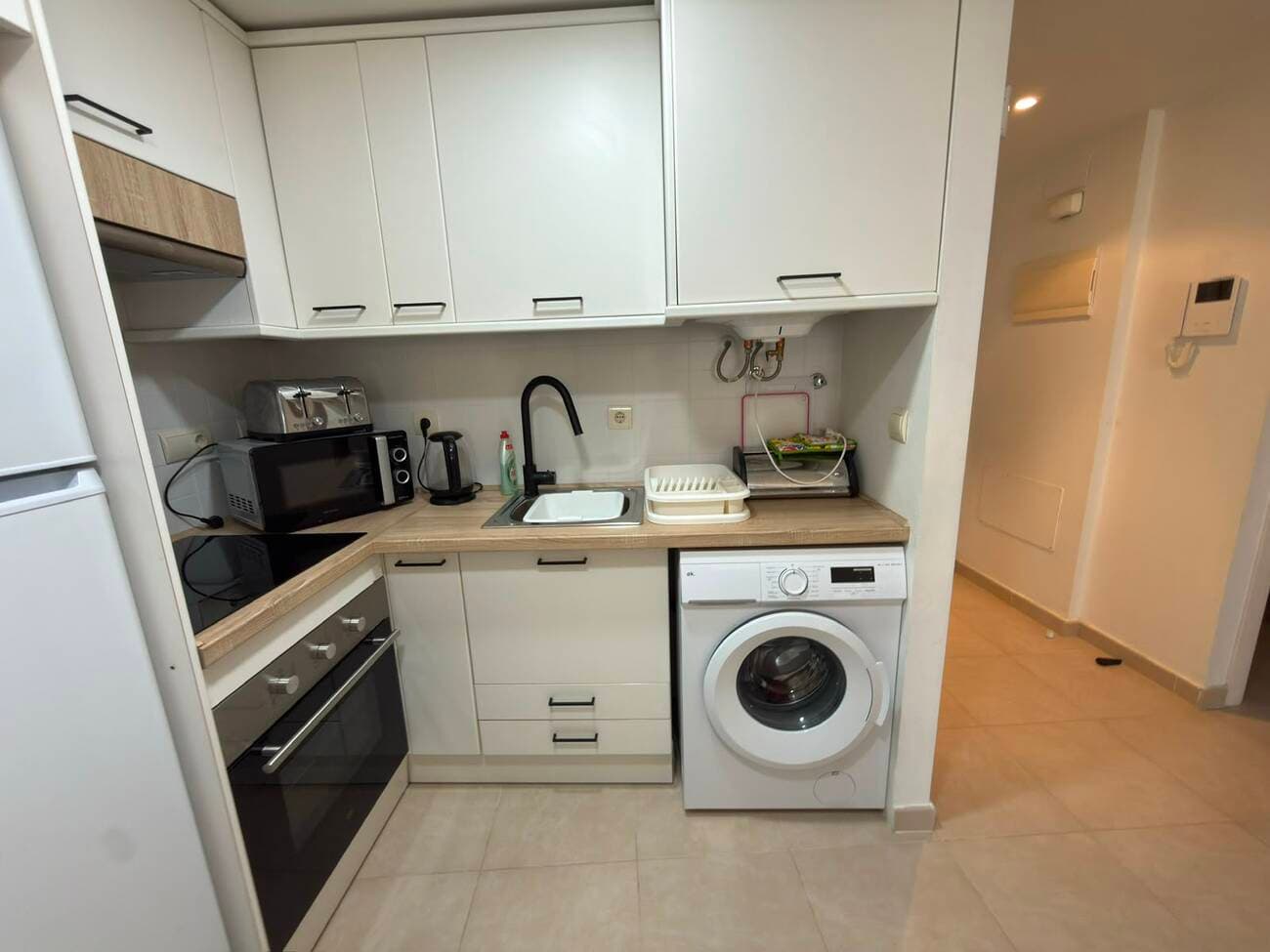 2 bed Middle Floor Apartment in Villamartin