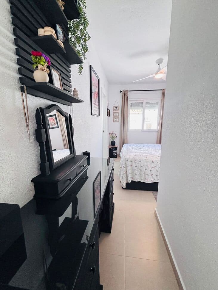 Adosada de 2 dormitorios en Villamartin - 31