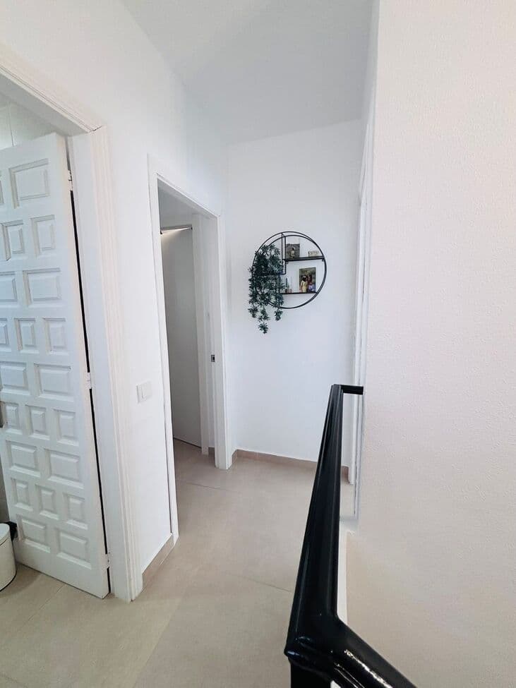 Adosada de 2 dormitorios en Villamartin - 27