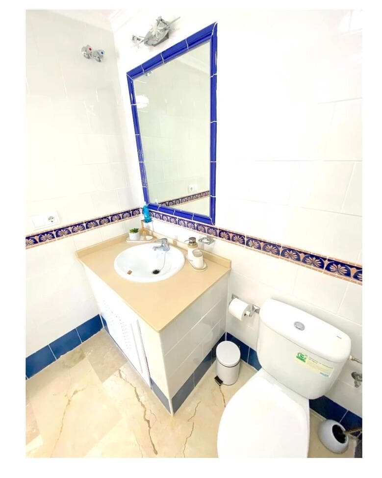 Tussenverdieping Appartement met 2 slaapkamers in Playa Flamenca - 13