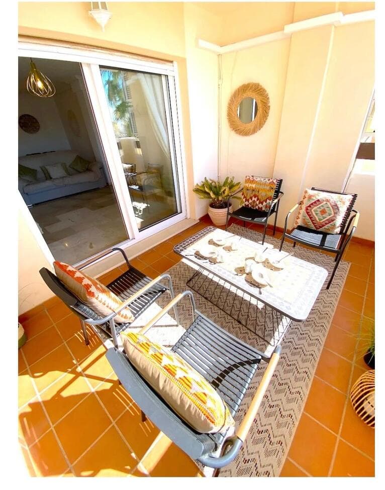Tussenverdieping Appartement met 2 slaapkamers in Playa Flamenca - 8