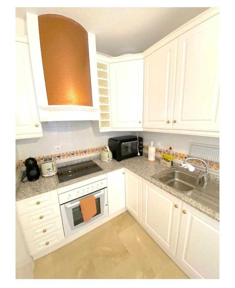 Tussenverdieping Appartement met 2 slaapkamers in Playa Flamenca - 14