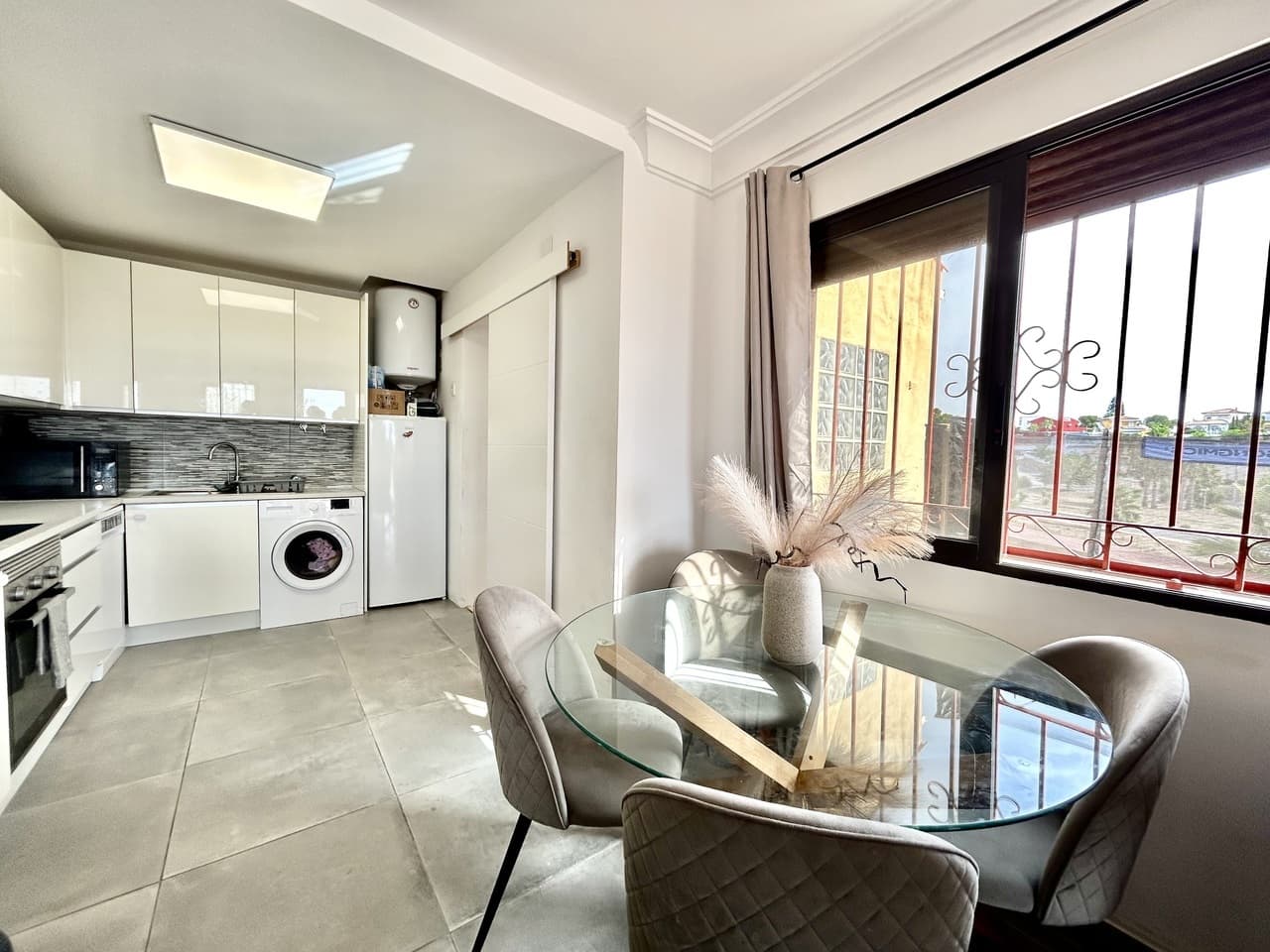 2 bed Detached Villa in Villamartin - 8