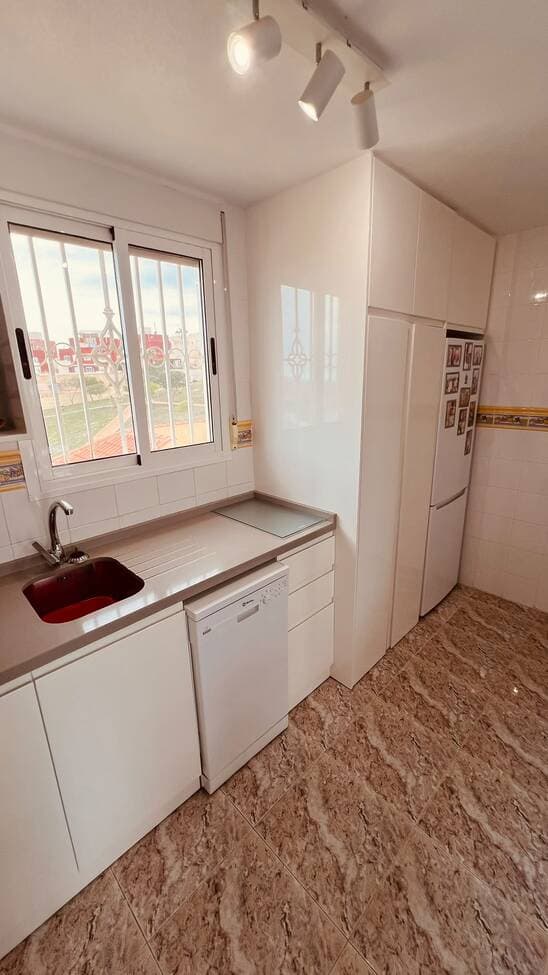 Apartamento Planta Media de 3 dormitorios en Villamartin - 16