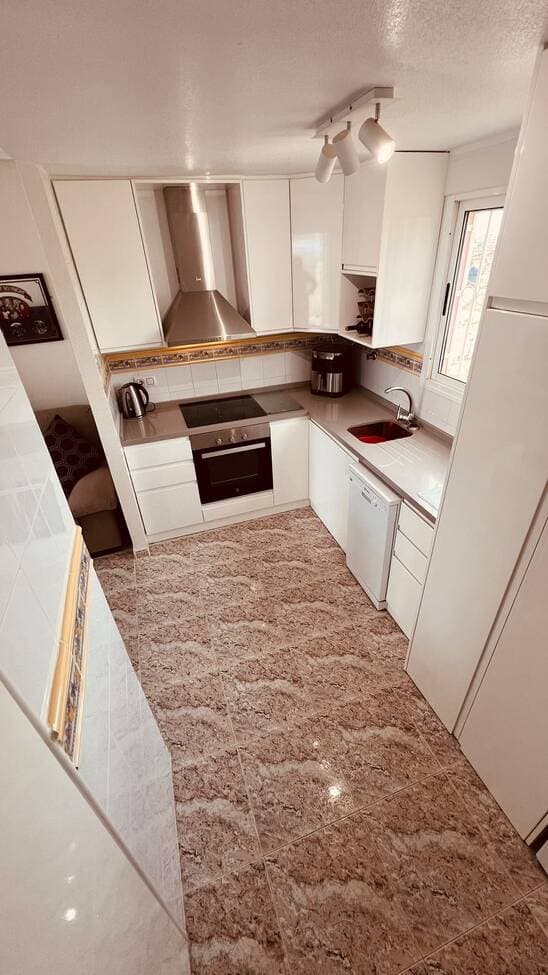 Apartamento Planta Media de 3 dormitorios en Villamartin - 15