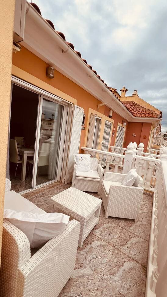 Apartamento Planta Media de 3 dormitorios en Villamartin - 1