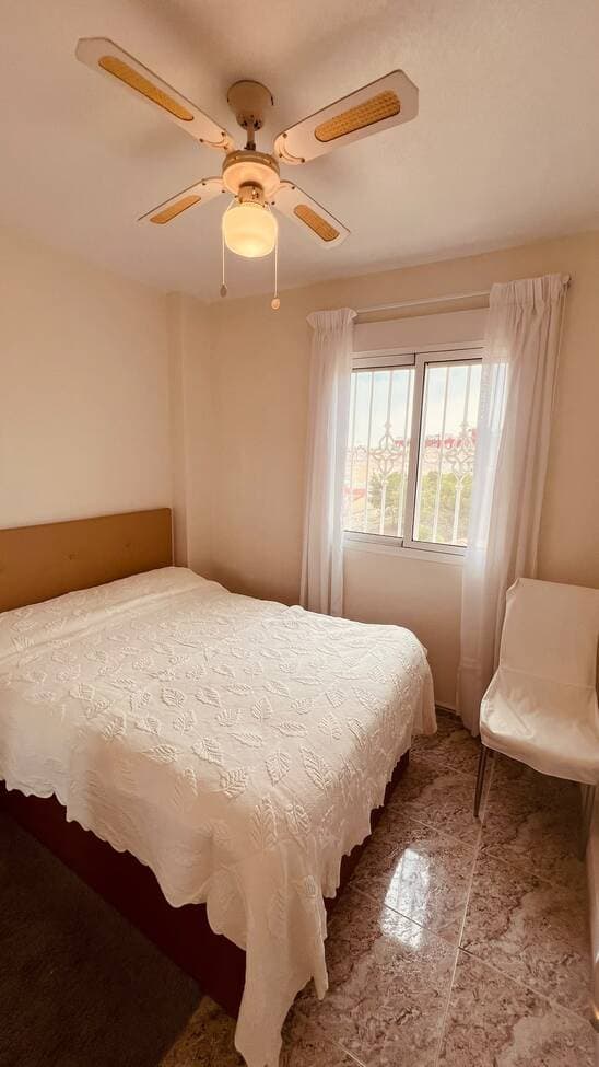 Apartamento Planta Media de 3 dormitorios en Villamartin - 27