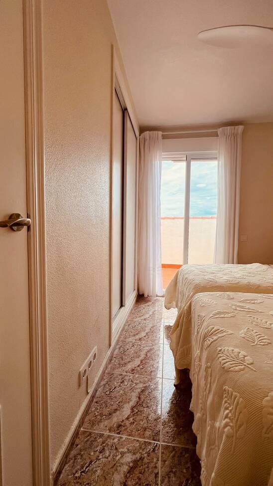 Apartamento Planta Media de 3 dormitorios en Villamartin - 34