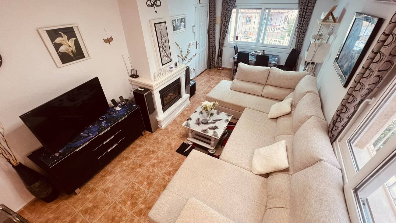 Vrijstaande Villa met 3 slaapkamers in Villamartin - 9