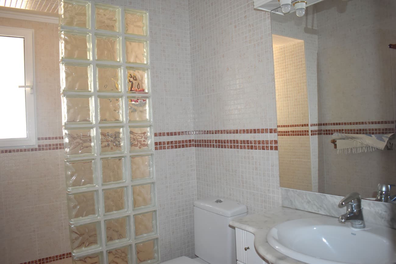Vrijstaande Villa met 6 slaapkamers in Guardamar del Segura - 20