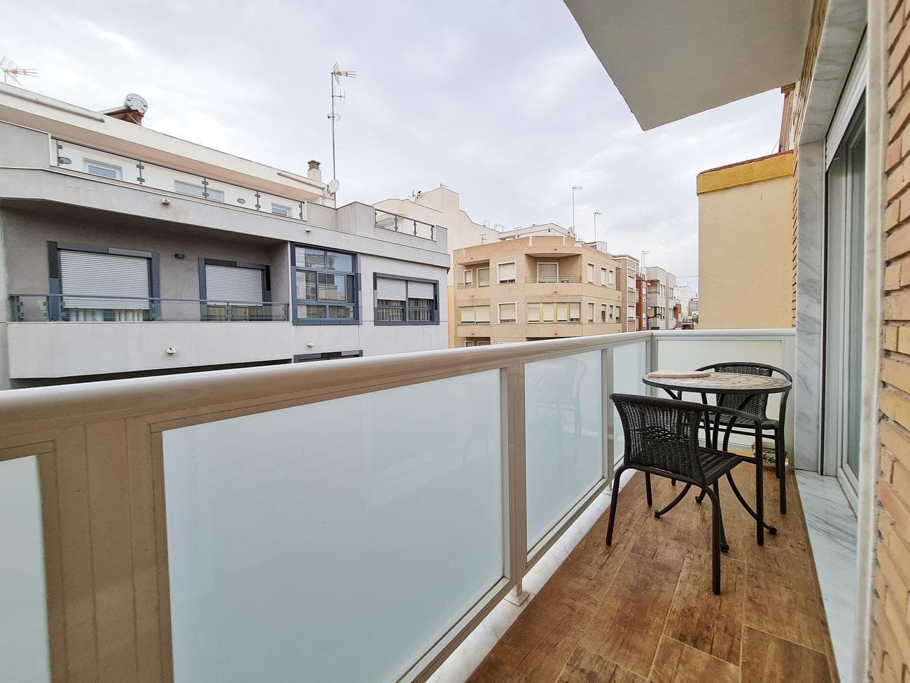 Apartamento Planta Media de 2 dormitorios en Guardamar del Segura - 14