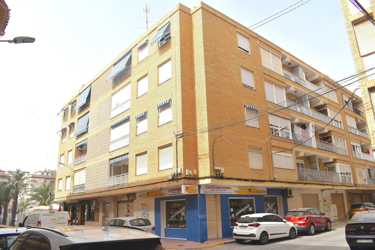 Tussenverdieping Appartement met 3 slaapkamers in Guardamar del Segura - 1