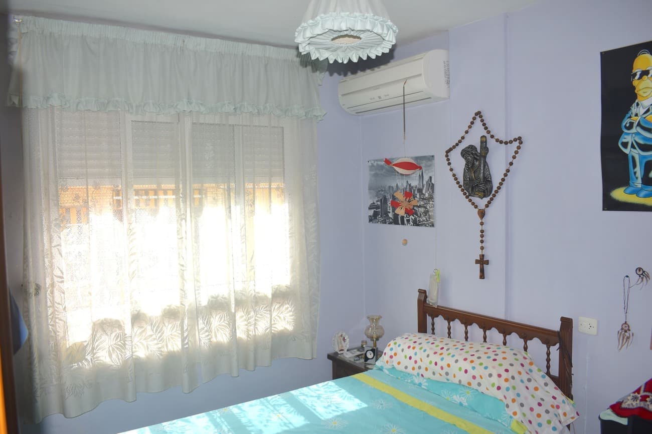 Tussenverdieping Appartement met 3 slaapkamers in Guardamar del Segura - 9
