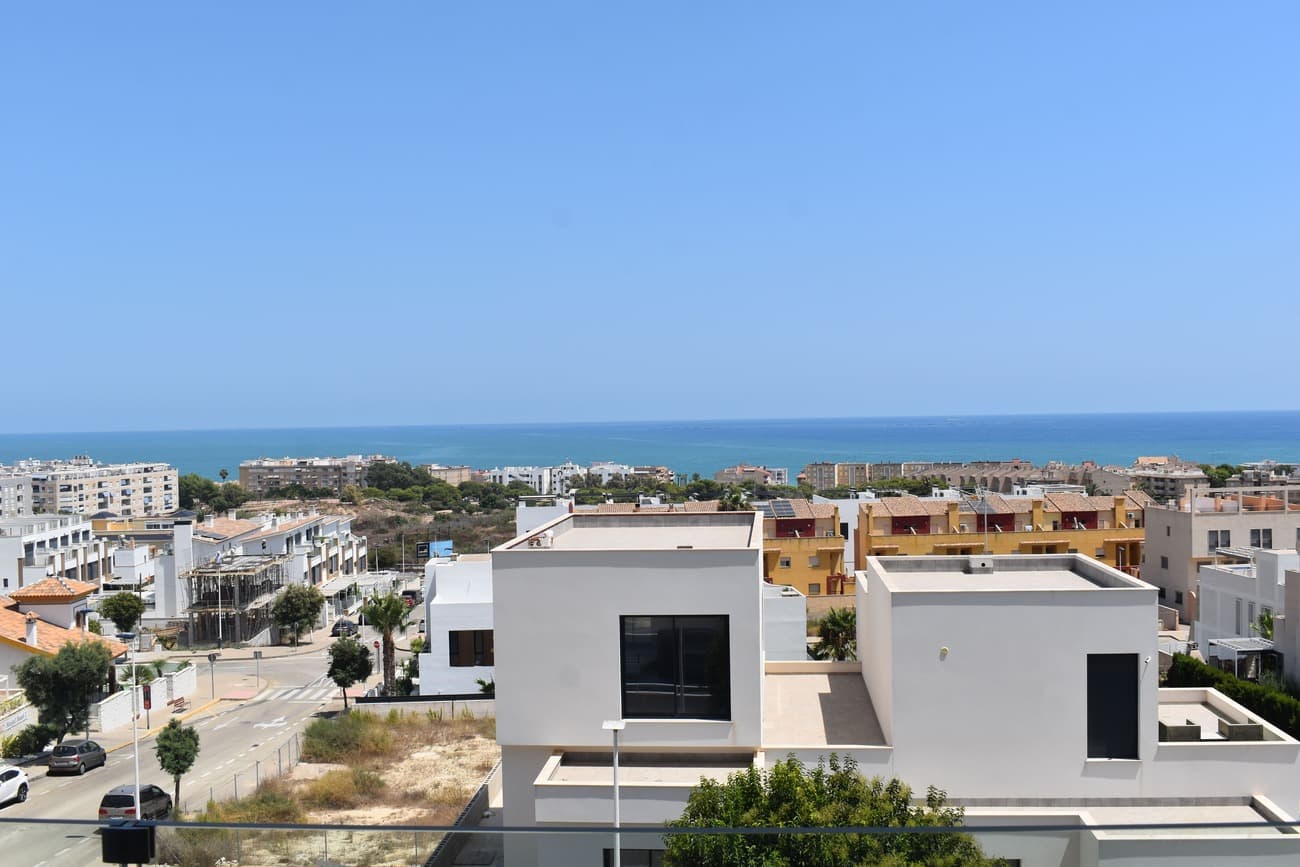 3 bed Middle Floor Apartment in Guardamar del Segura - 29
