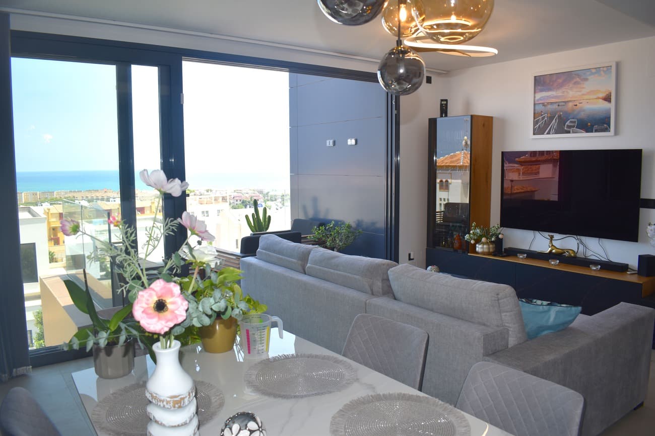 3 bed Middle Floor Apartment in Guardamar del Segura - 7