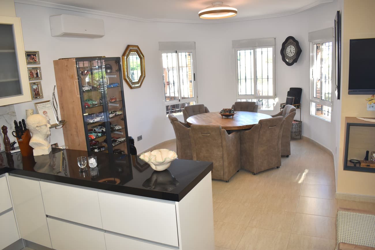 Villa - Chalet de 3 dormitorios en Guardamar del Segura - 5