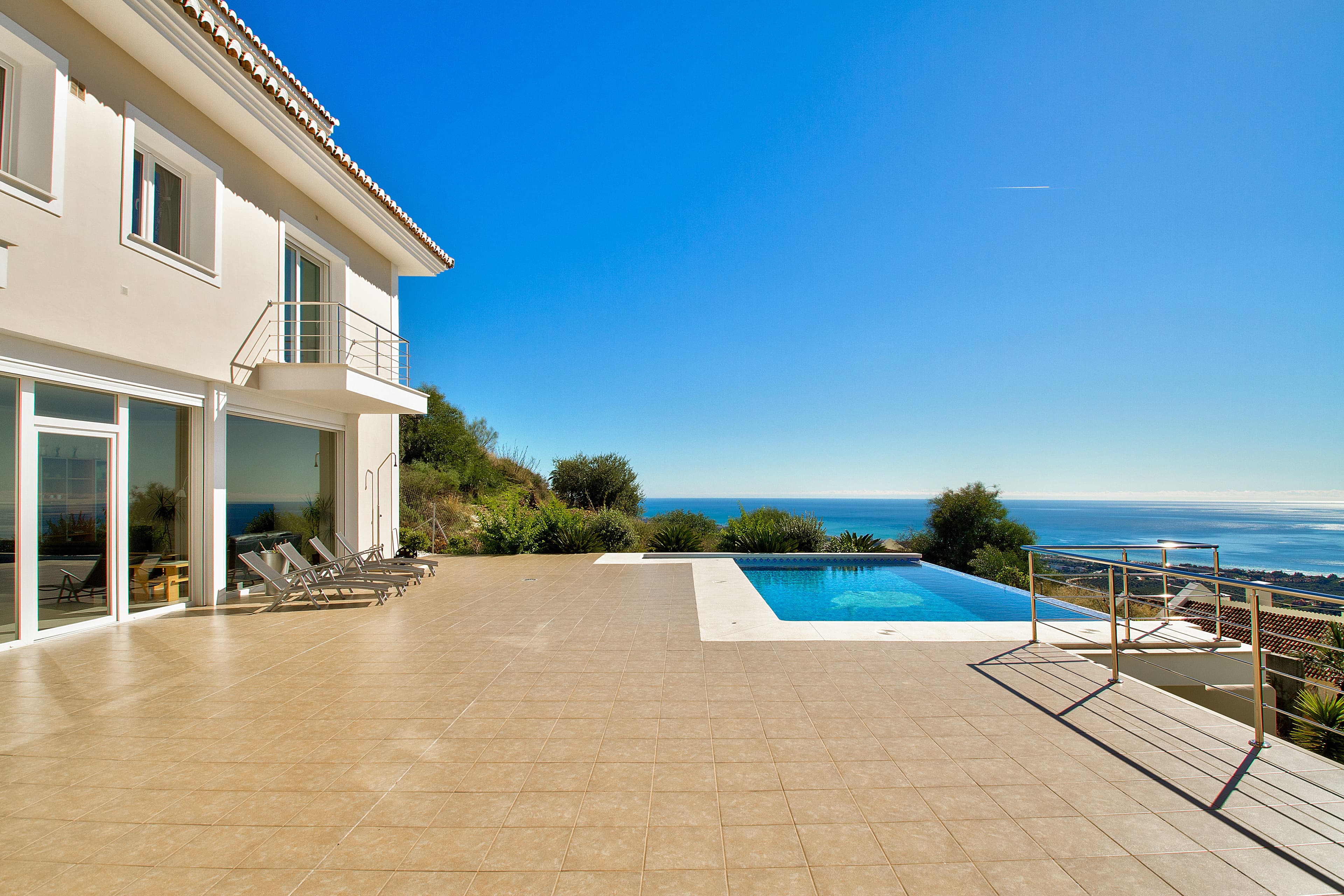 5 bed Detached Villa in Los Monteros