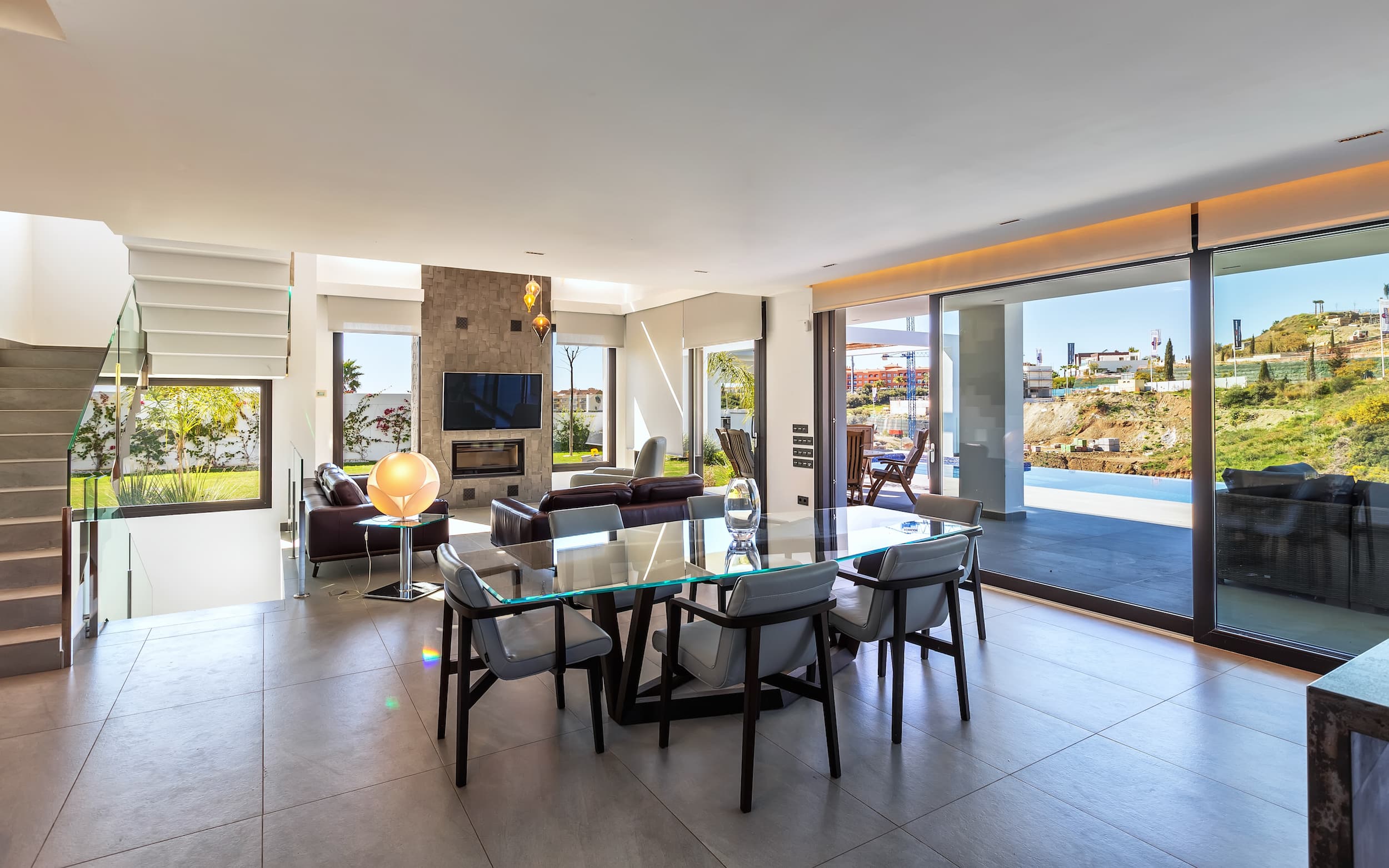 6 bed Detached Villa in El Paraiso