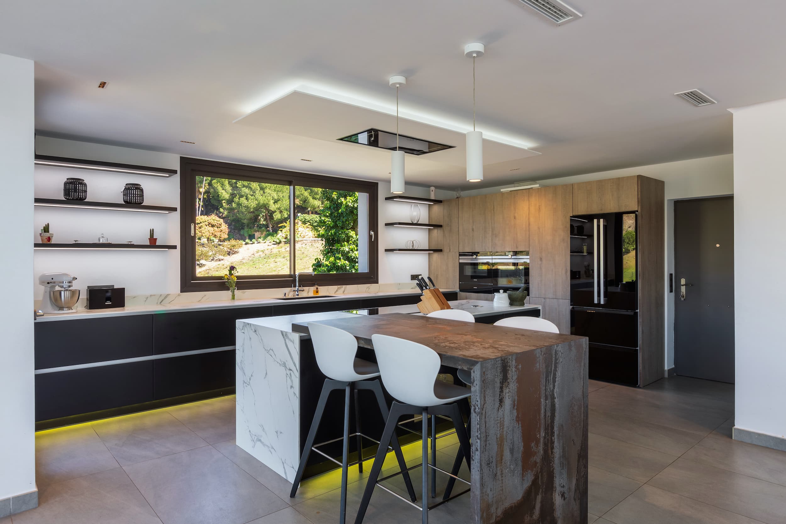 6 bed Detached Villa in El Paraiso