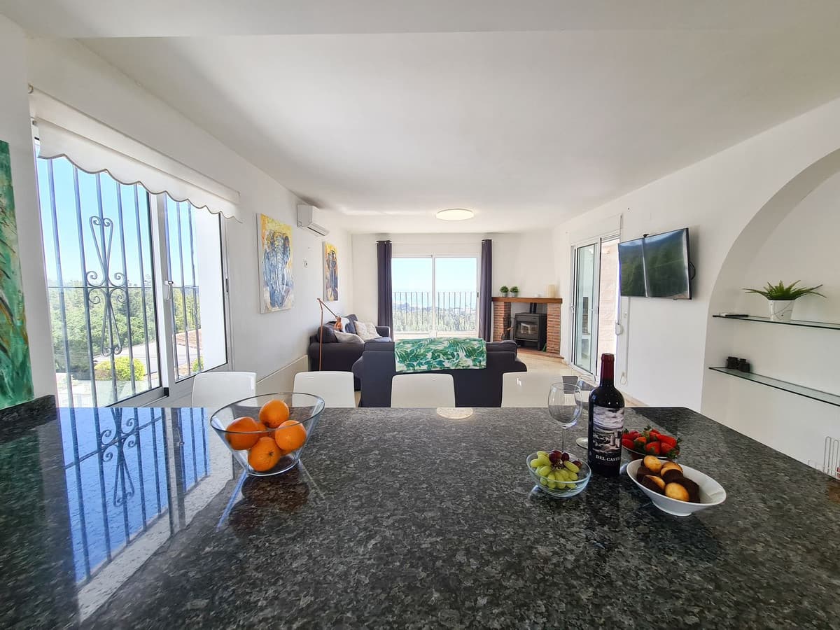 5 bed Detached Villa in La Cala de Mijas