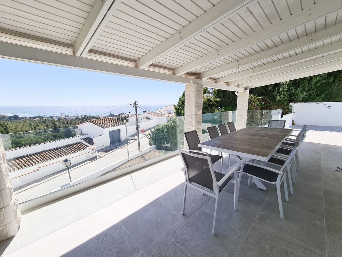 5 bed Detached Villa in La Cala de Mijas