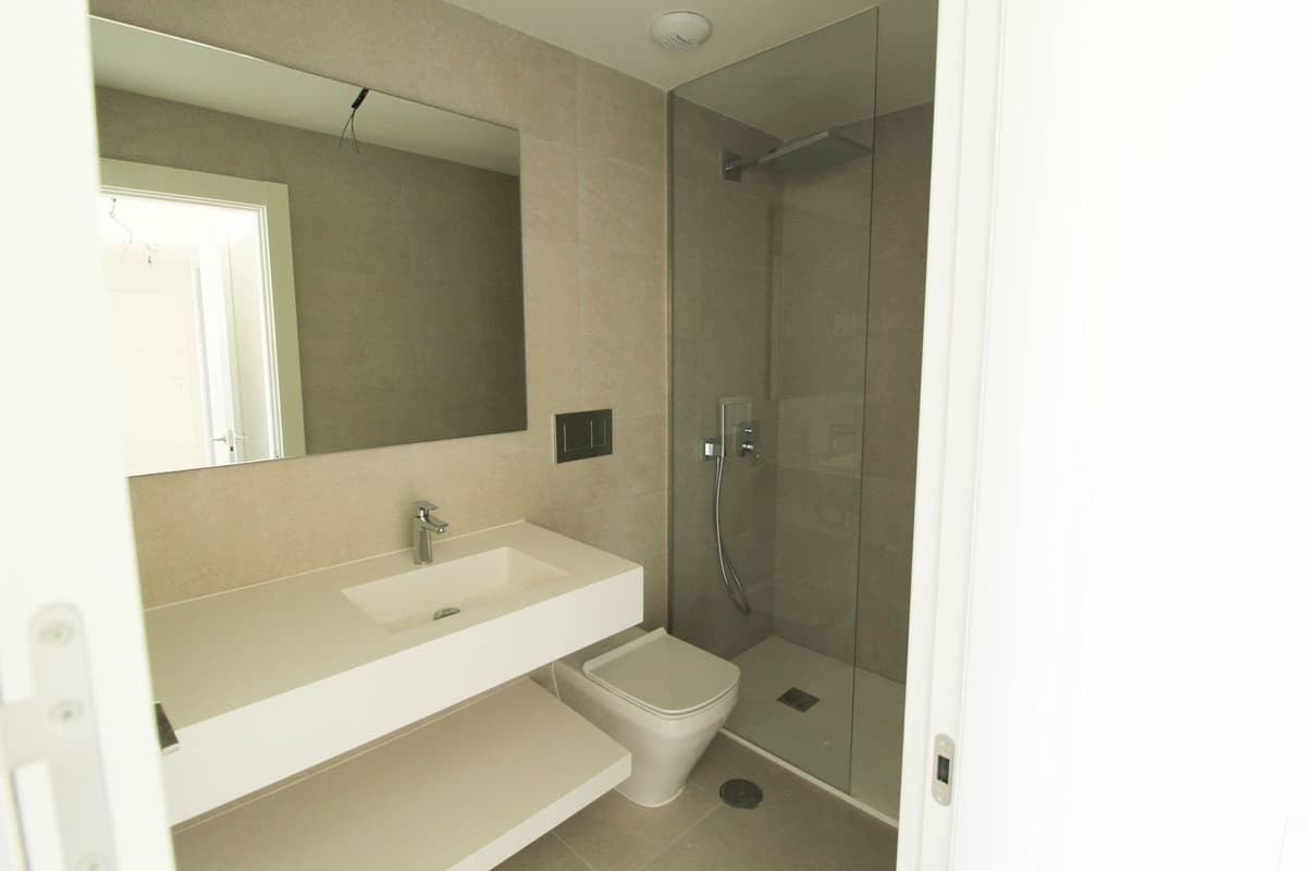2 bed Middle Floor Apartment in La Cala de Mijas
