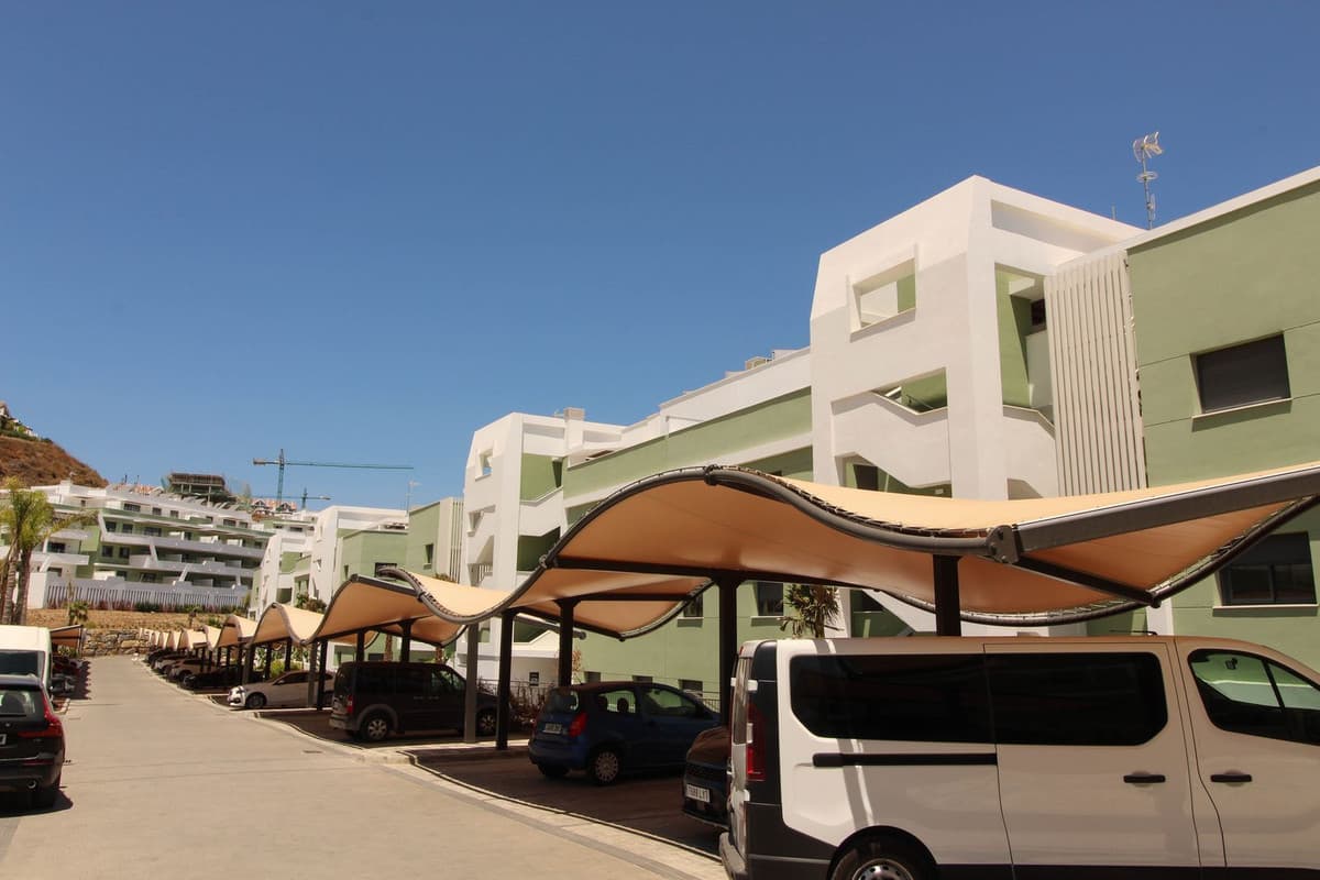 2 bed Middle Floor Apartment in La Cala de Mijas