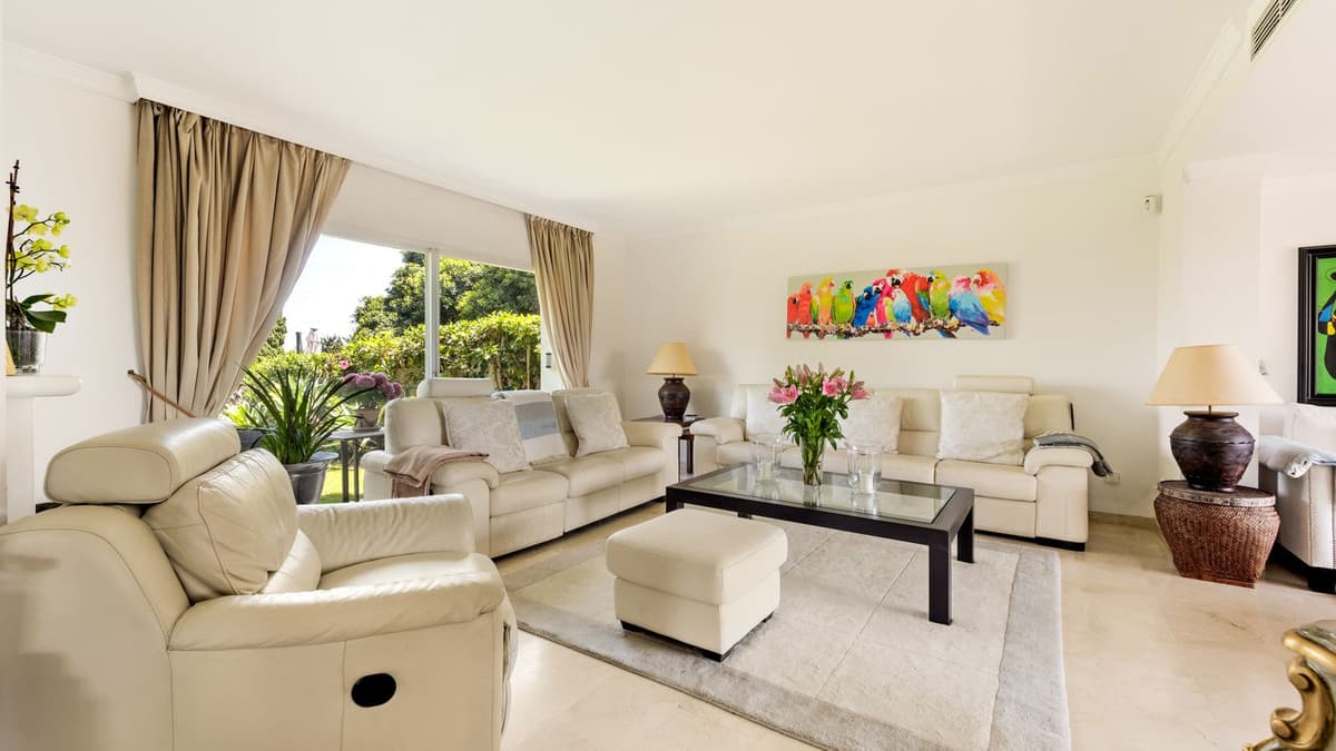 Villa - Chalet de 5 dormitorios en Marbella - 9