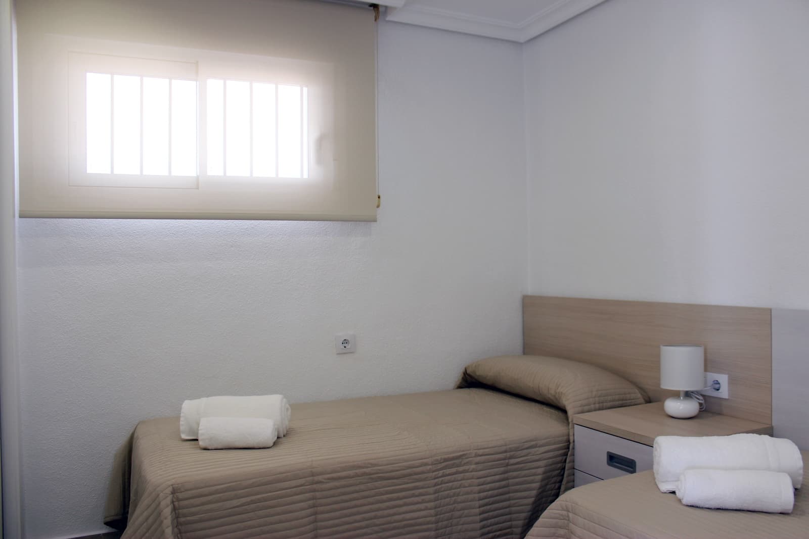 Apartamento Planta Media de 3 dormitorios en Mil Palmeras - 16