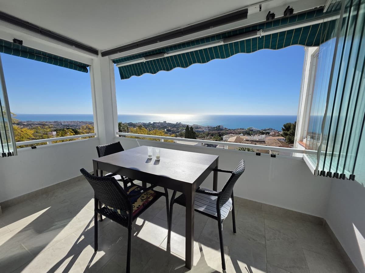Tussenverdieping Appartement met 3 slaapkamers in Benalmadena Pueblo - 1