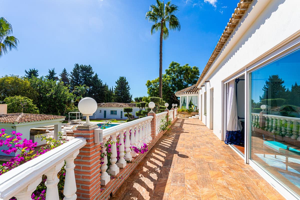 Villa - Chalet de 8 dormitorios en Benalmadena - 38