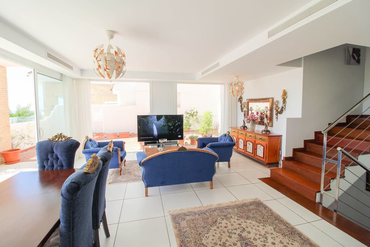 Villa - Chalet de 4 dormitorios en Benalmadena - 14