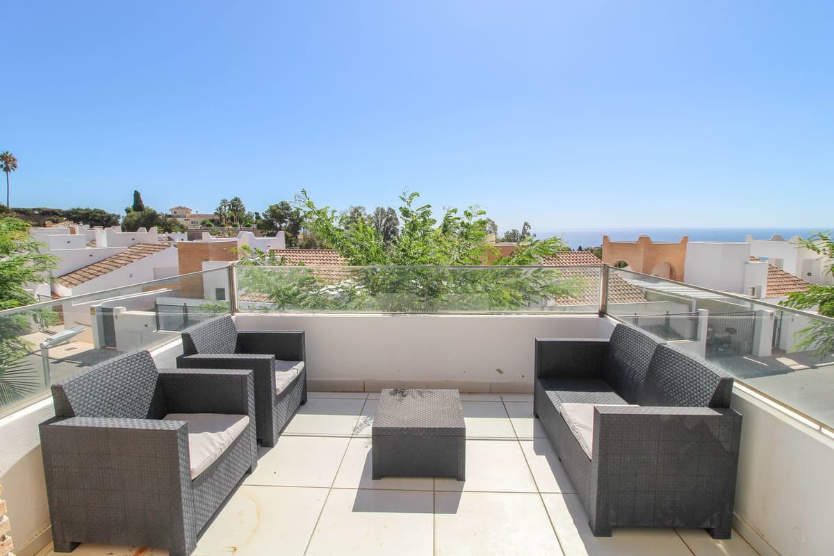 Villa - Chalet de 4 dormitorios en Benalmadena - 8