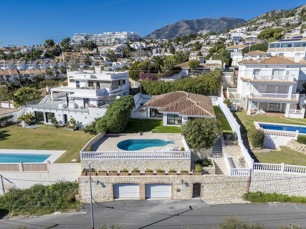 Vrijstaande Villa met 4 slaapkamers in Benalmadena Costa - 19