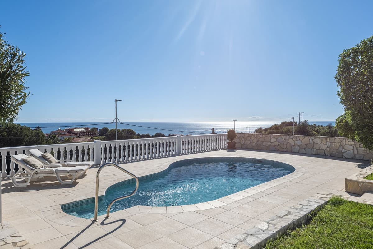 Vrijstaande Villa met 4 slaapkamers in Benalmadena Costa - 2