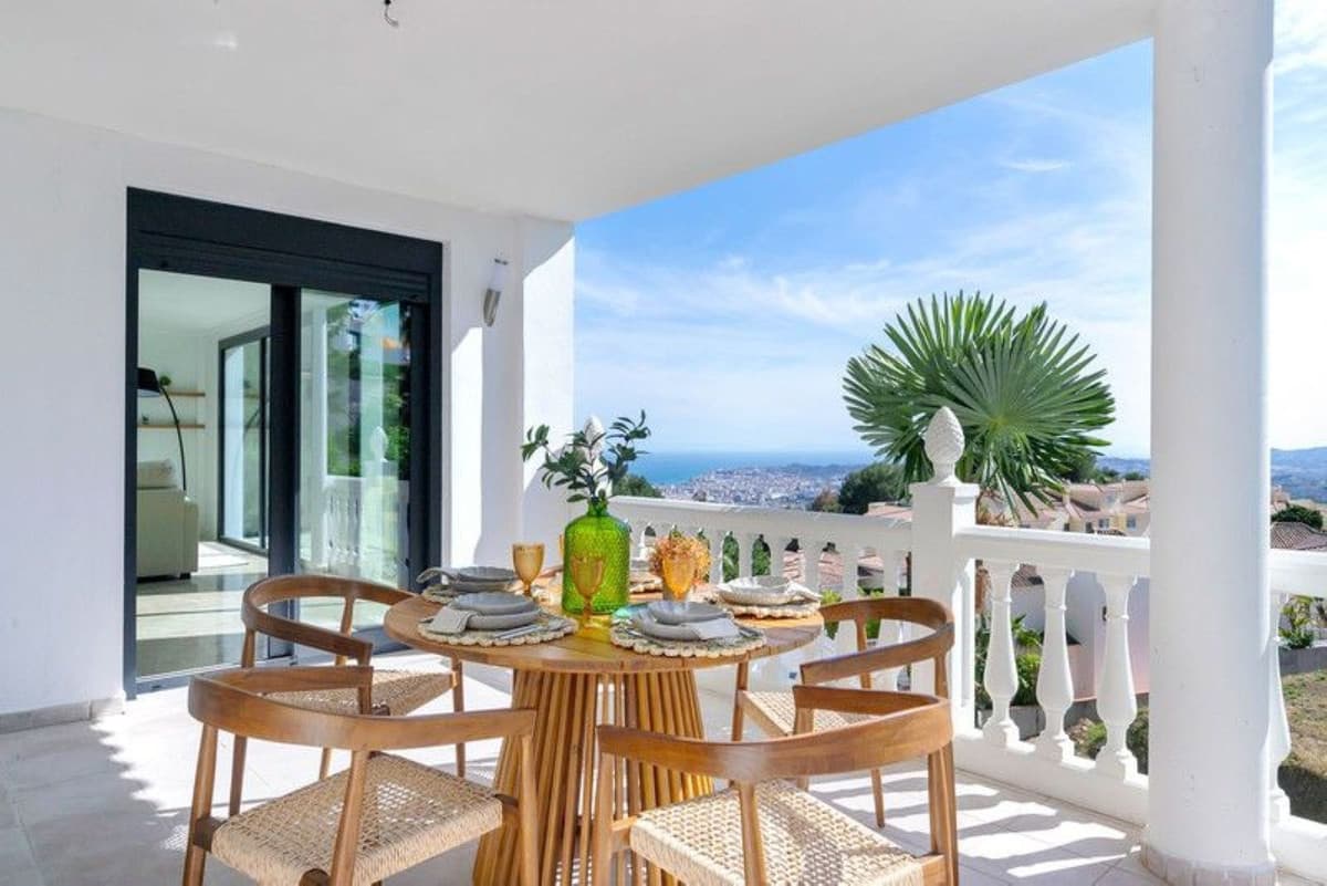 Vrijstaande Villa met 4 slaapkamers in Mijas - 17
